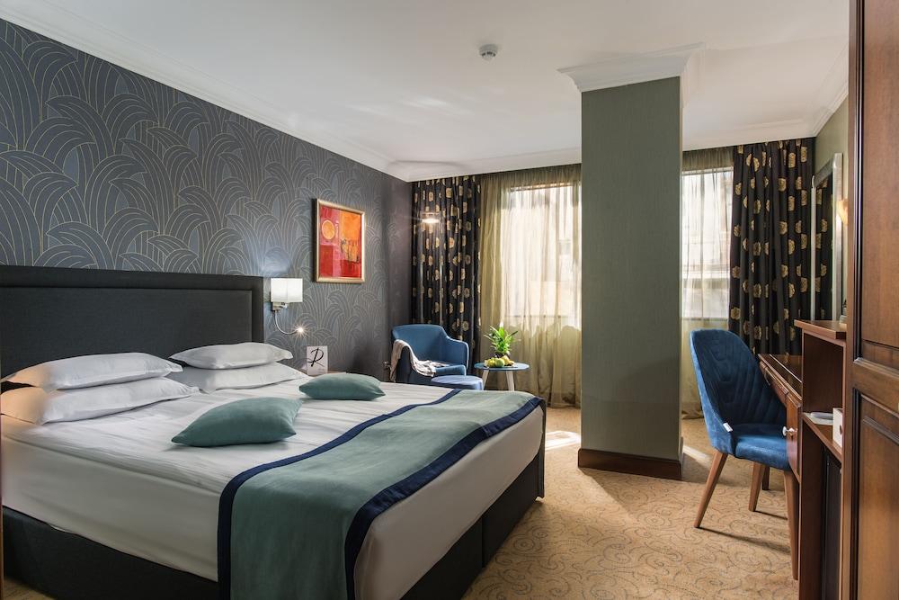 Rosslyn Thracia 4* Sofia