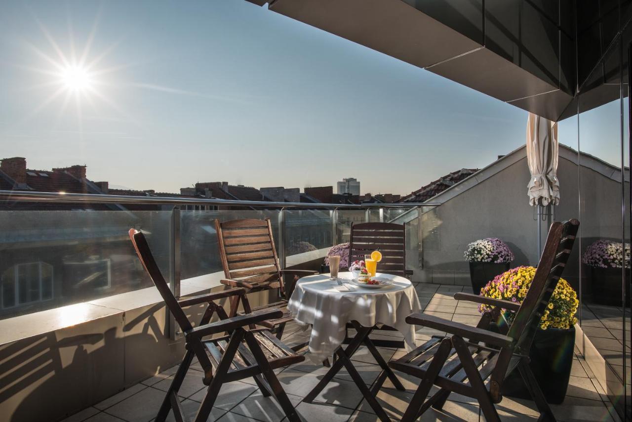 Rosslyn Thracia Sofia